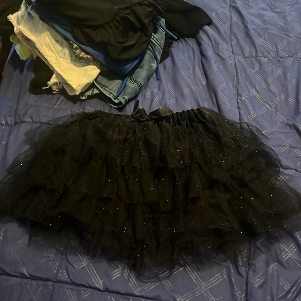 Ruffled black with sparkles skirt